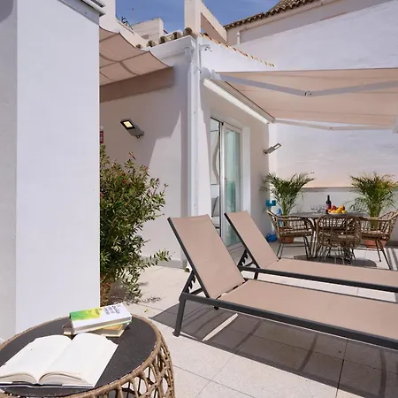 Apart-hotel Naranjas Y Limones, By Homing U *