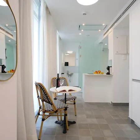 Apart-hotel Naranjas Y Limones, By Homing U *