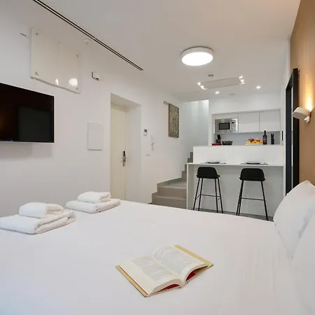 Apartahotel Naranjas Y Limones, By Homing U *